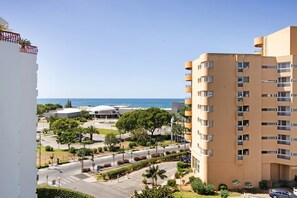 Exterior - Apartment 'T2 Com Piscina Centro Vilamoura' with Sea View, Wi-Fi and Air Conditioning (Vilamoura)