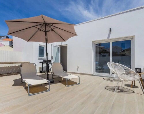 Villa 'Casa Da Madou' with Terrace & Wi-Fi