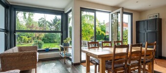 Holiday Home 'Grande Maison Familliale' with Private Terrace, Private Garden and Wi-Fi