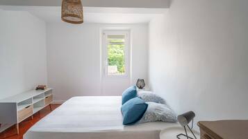 2 bedrooms, free WiFi, bed sheets