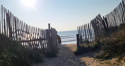 Belle Maison Avec Grand Jardin