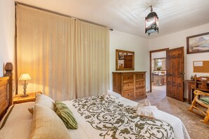 1 Schlafzimmer, Bügeleisen/Bügelbrett, kostenloses WLAN, Bettwäsche