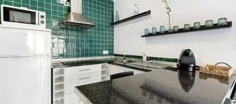 Holiday Home 'Zen Village Amarela' with Shared Pool, Wi-Fi and Air Conditioning