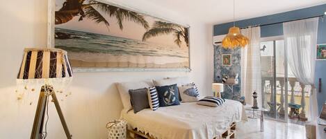 2 chambres, fer et planche à repasser, Wi-Fi gratuit, draps fournis