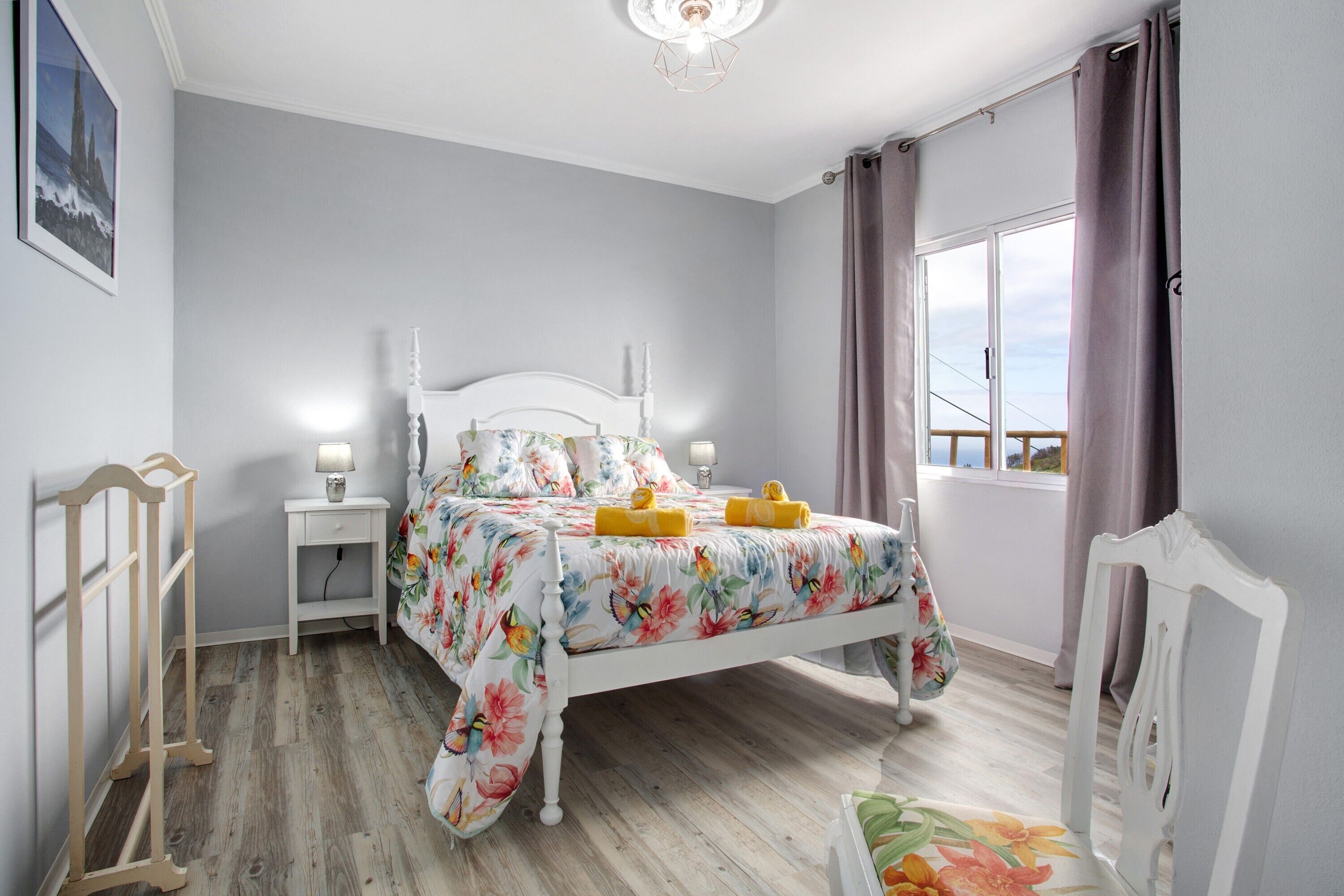 2 habitaciones, tabla de planchar con plancha y wifi gratis 