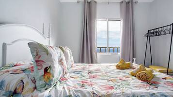 2 chambres, fer et planche Ă repasser, Wi-Fi gratuit, draps fournis