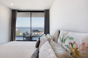 2 dormitorios, tabla de planchar con plancha, wifi gratis y ropa de cama