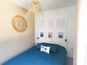 1 chambre, fer et planche Ă repasser, Wi-Fi, draps fournis