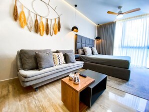 1 chambre, bureau, accès au Wi-Fi (inclus), literie fournie