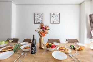 Classic House | In-room dining