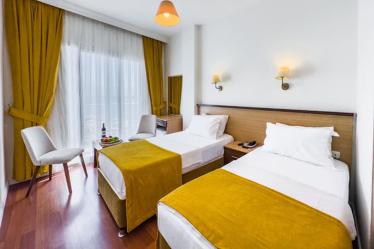 Premium bedding, minibar, in-room safe, soundproofing