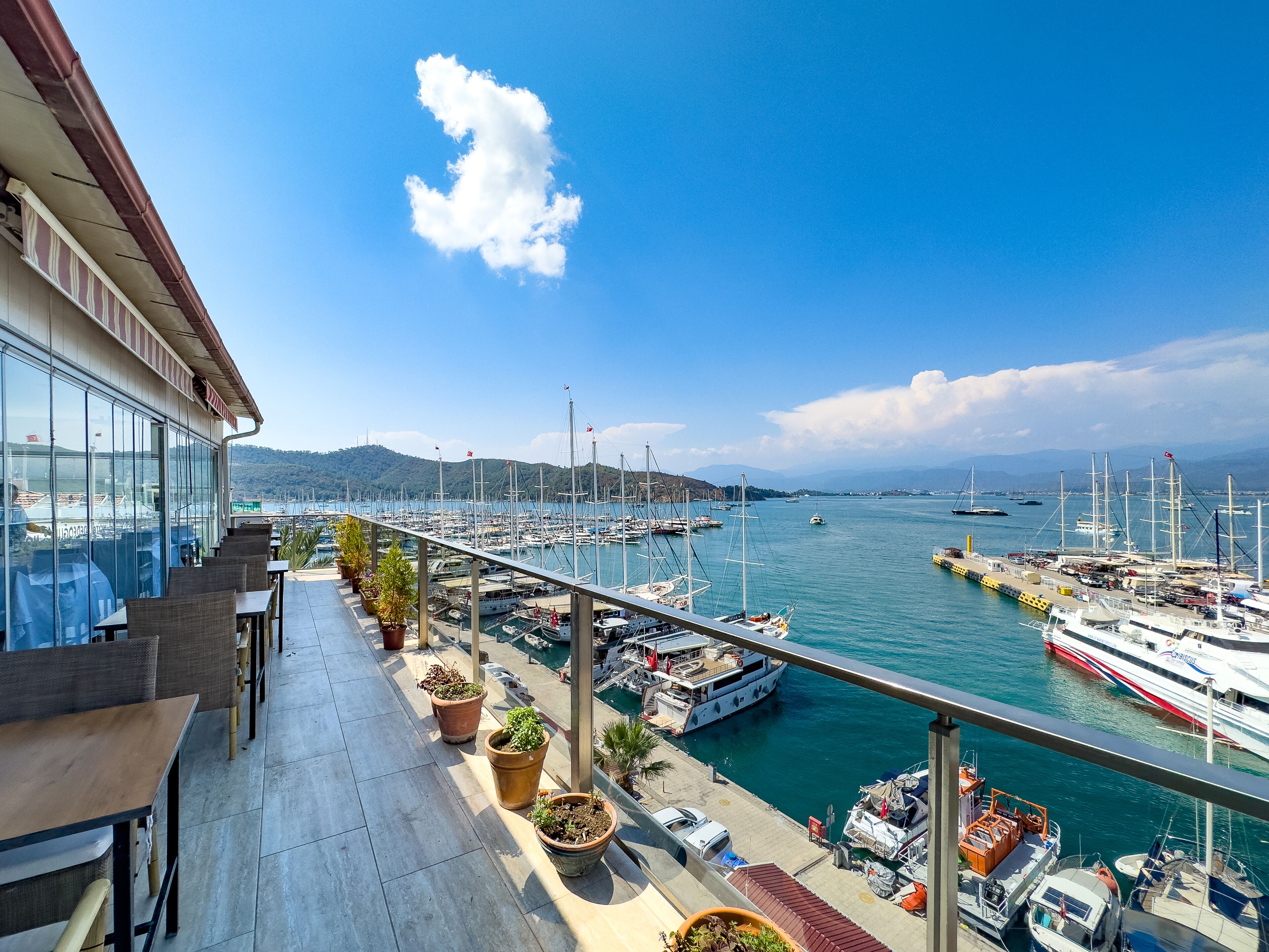 Ilmainen päivittäinen buffetaamiainen 