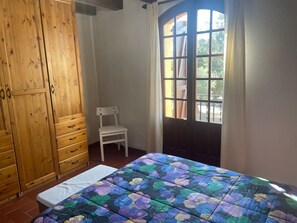 4 Schlafzimmer, Bügeleisen/Bügelbrett, kostenloses WLAN