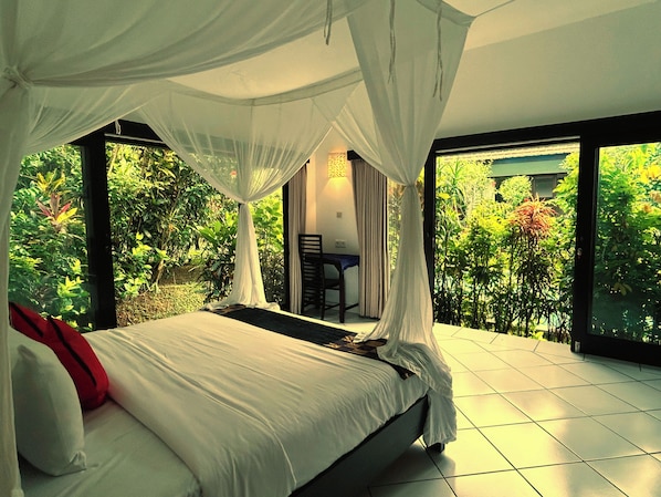 Standard Villa, 1 Bedroom, Garden View, Poolside | Free minibar, in-room safe, individually decorated