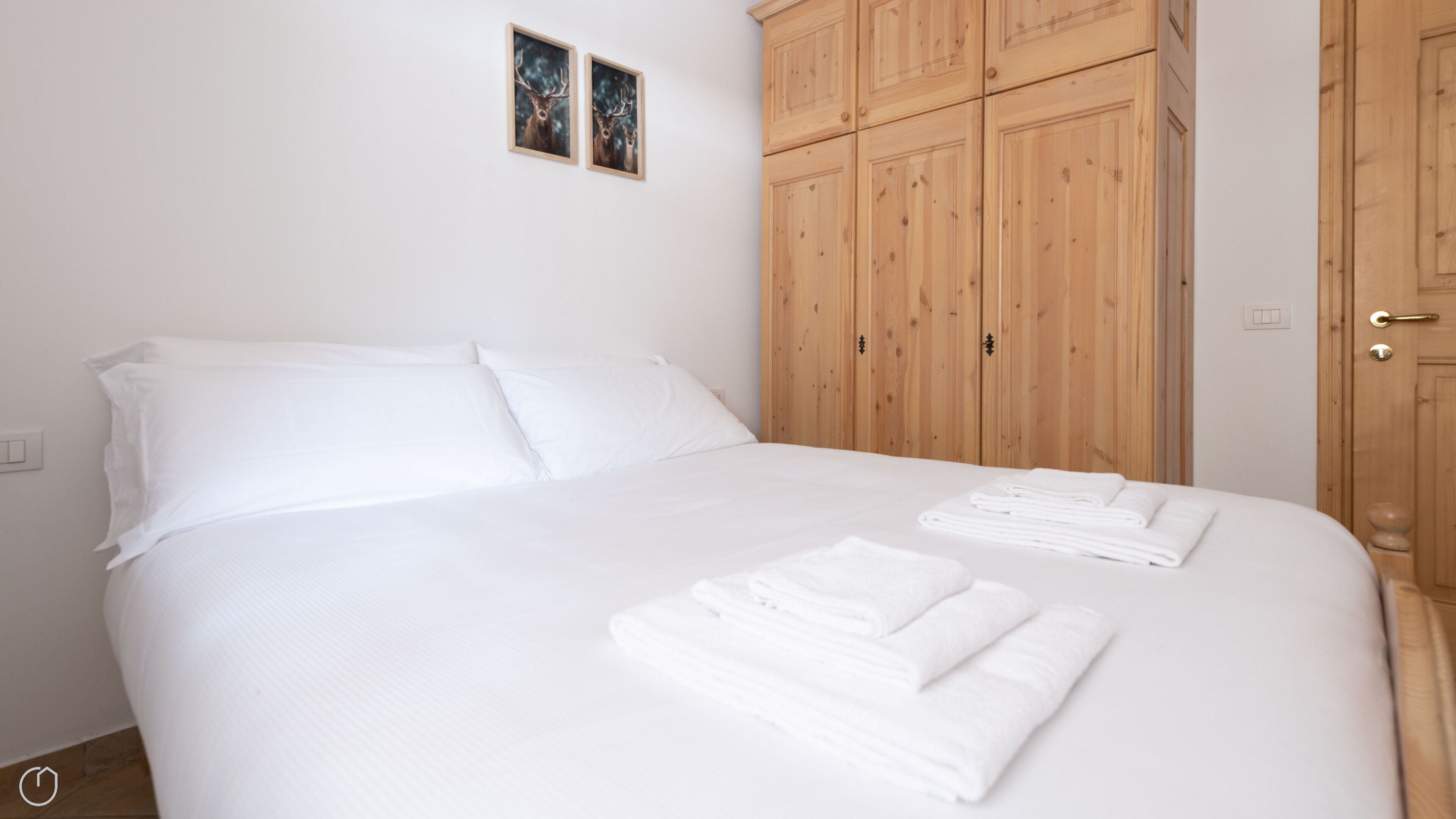 Apartment (1 Bedroom) | Interior