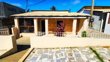 Fachada da propriedade