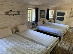4 Schlafzimmer, Bügeleisen/Bügelbrett, kostenloses WLAN, Bettwäsche