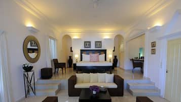 Royal Penthouse | 1 bedroom, minibar, in-room safe, individually decorated