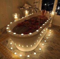 Couples treatment rooms, sauna, hot tub, Turkish bath