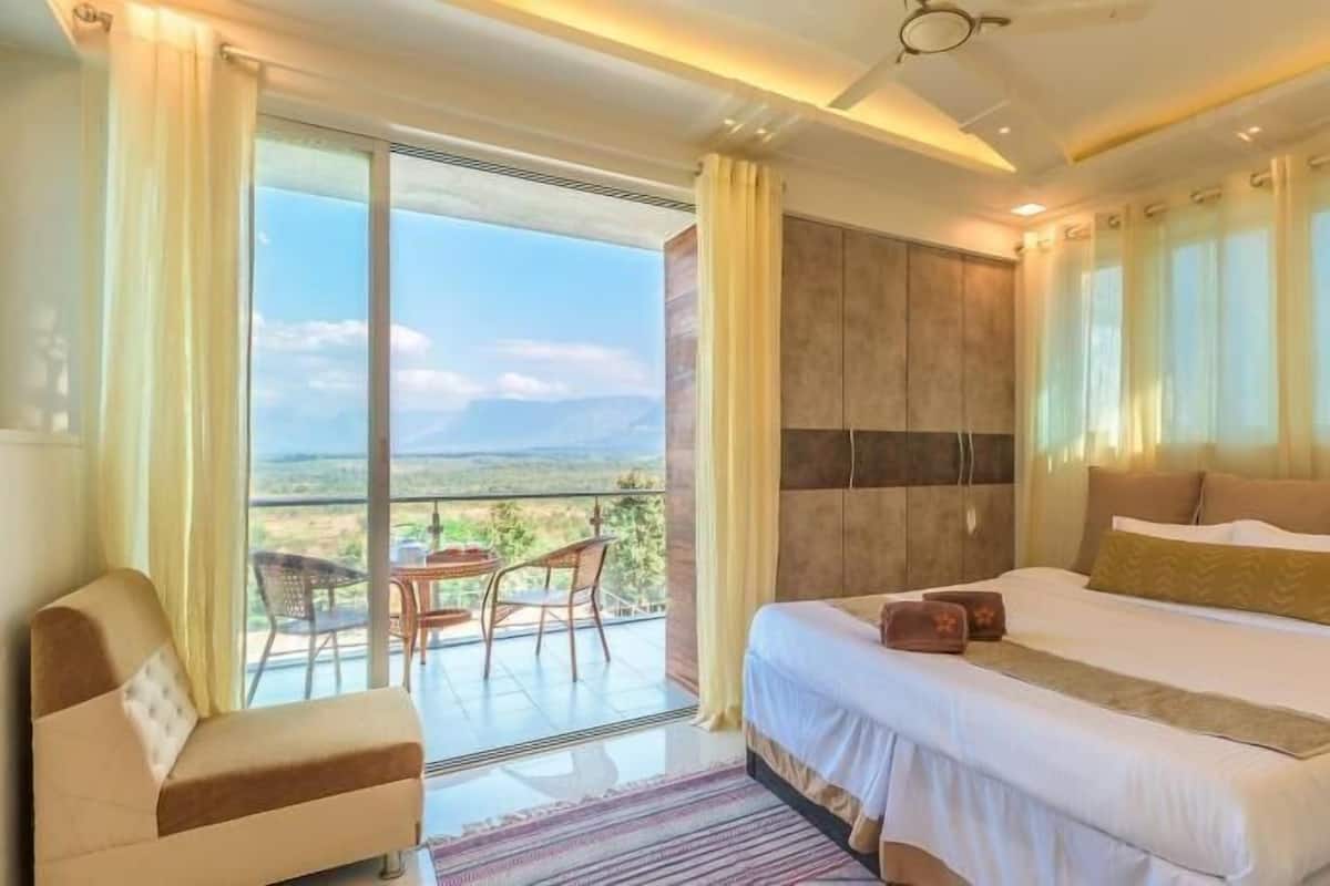 Tranqvilla 3 Bedroom Villa with private Pool | 埃及棉床单  、高档床上用品、记忆海绵床垫、笔记本电脑工作区