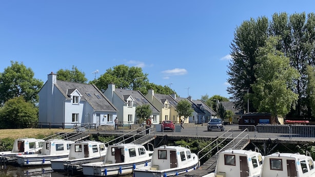 Stuga - flera sängar | Marina