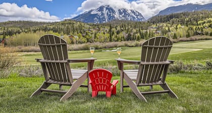 Mountain Home on Raven Golf Course - Private Sauna & Hot Tub