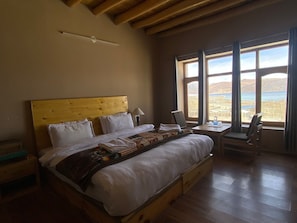 Deluxe Room -  Pangong Retreat Camp (Leh)