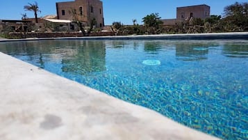 Udendørs pool
