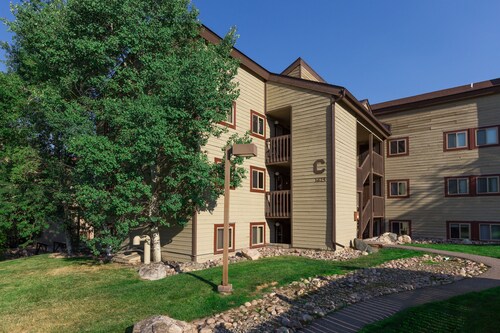 Shadow Run C303 2 Bedroom Condo by RedAwning