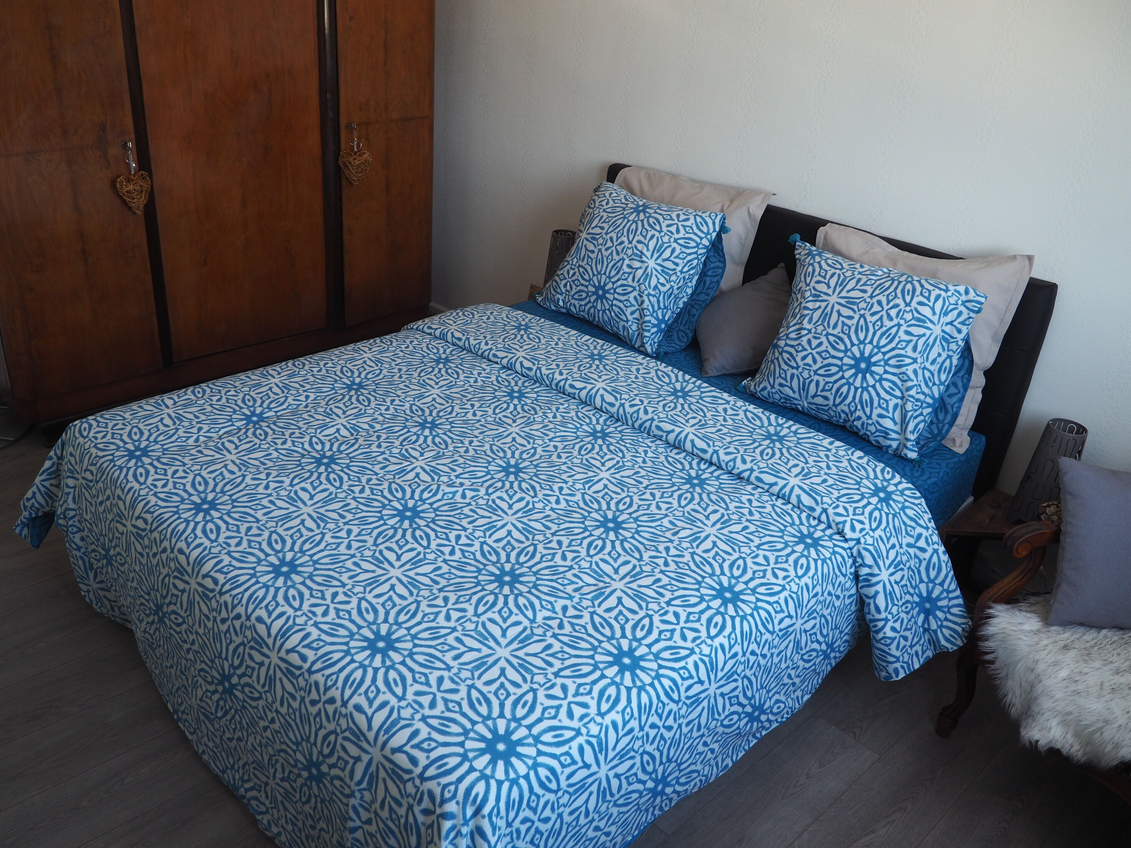 2 chambres, fer et planche à repasser, Wi-Fi gratuit, draps fournis