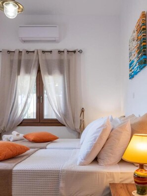 2 bedrooms, free WiFi, bed sheets - Atalanti Seaside Junior Suite 1 (Keratokampos)