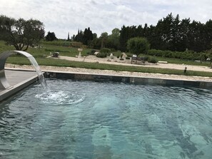 Outdoor pool - Roulotte 2 Personnes (Saint-Rémy-de-Provence)