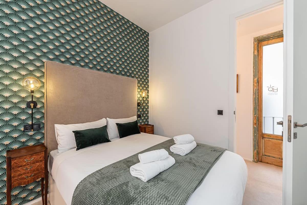 Quarto standard | Roupas de cama premium, edredons de pluma, cortinas blackout