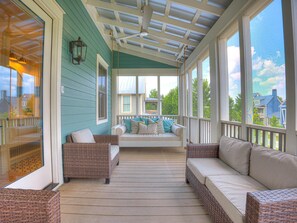 Terrace/patio - Carlton Landing-The Mont (Carlton Landing)