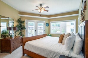 2 bedrooms, desk, iron/ironing board, free WiFi