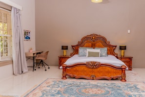 3 chambres, bureau, fer et planche à repasser, Wi-Fi