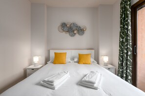 2 chambres, fer et planche à repasser, Wi-Fi gratuit