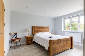 Casa de campo | 4 quartos, individualmente decorados, individualmente mobiliados