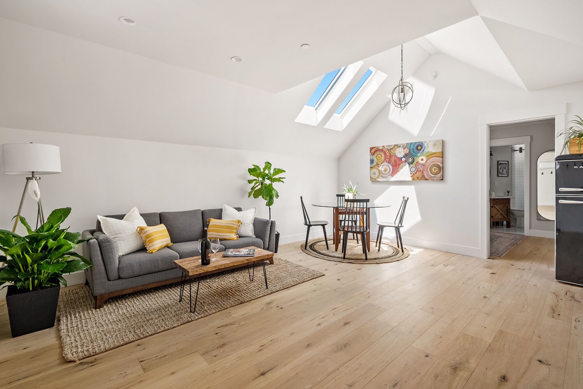 المنشأة من الداخل