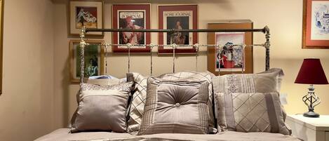 1 bedroom, desk, iron/ironing board, free WiFi