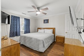 3 Schlafzimmer, Schreibtisch, kostenloses WLAN