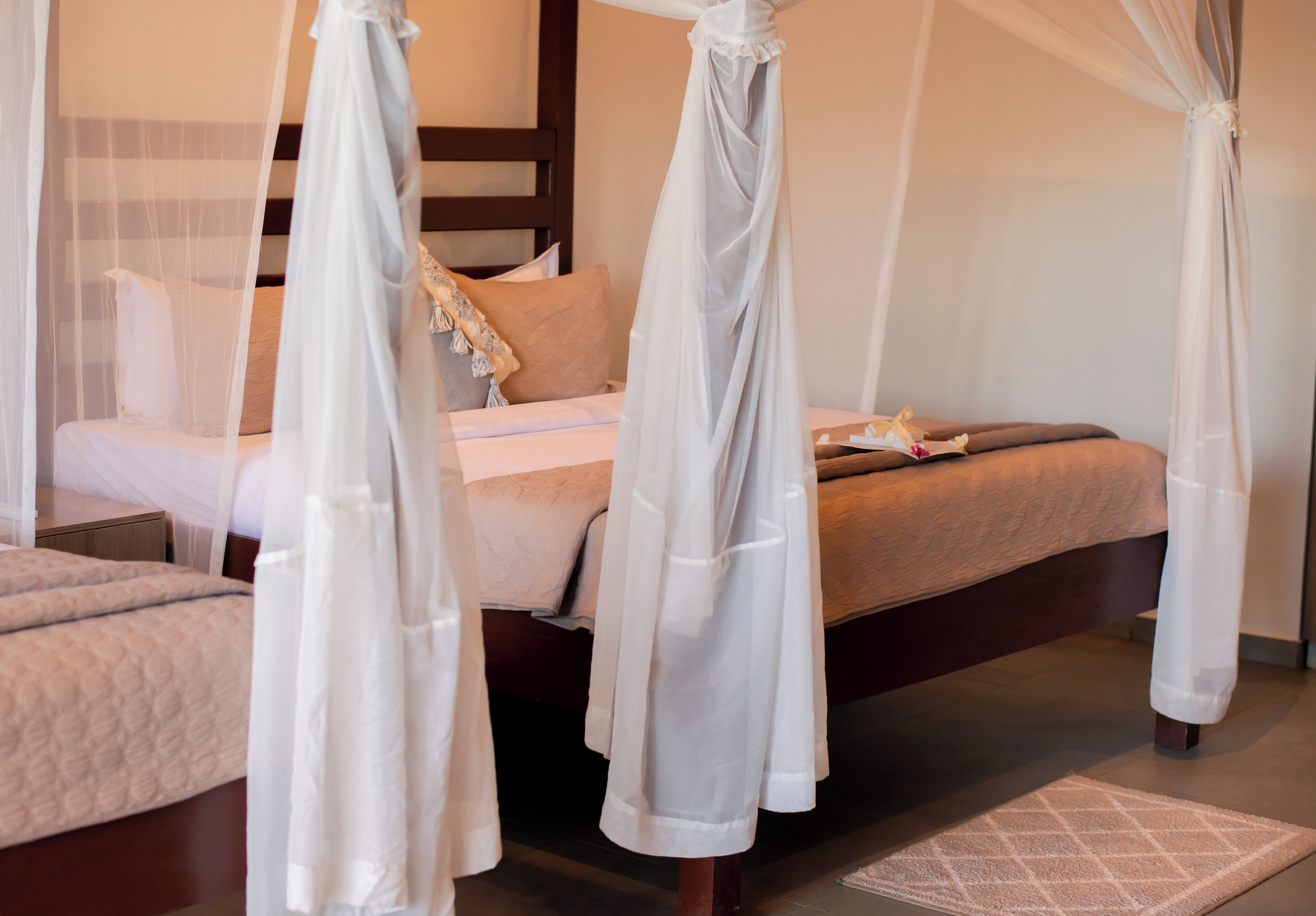 ファミリー 4 人部屋 | ミニバー、セーフティボックス (室内)、客室ごとに異なる装飾、客室ごとに異なるインテリア