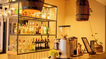 Bar (en el alojamiento)