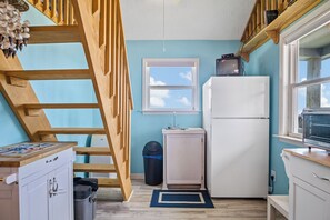 Interior - Tiny House on Bolivar (Bolivar Peninsula)