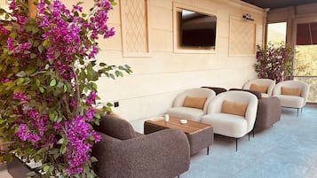 Vista frontal de la propiedad