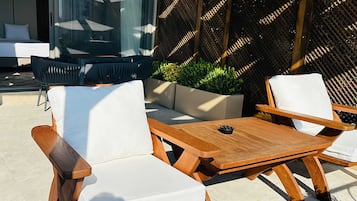Luxe beddengoed, een minibar, een kluis op de kamer, geluiddichte muren