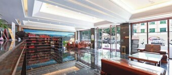 Yiguo Fengqing Holiday Hotel (Beihai Beibu Gulf Plaza Park Road Branch)