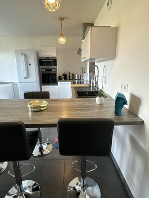 Fridge, oven, stovetop, dishwasher - A Casa Bella (Lucciana)