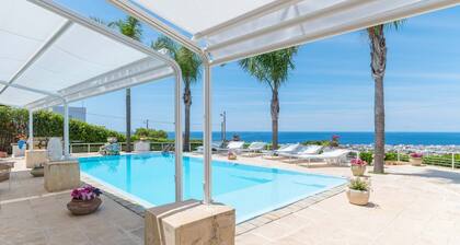 Villa Krailo with jacuzzi an pool Seaview