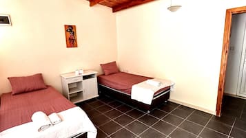 1 bedroom, desk, free WiFi